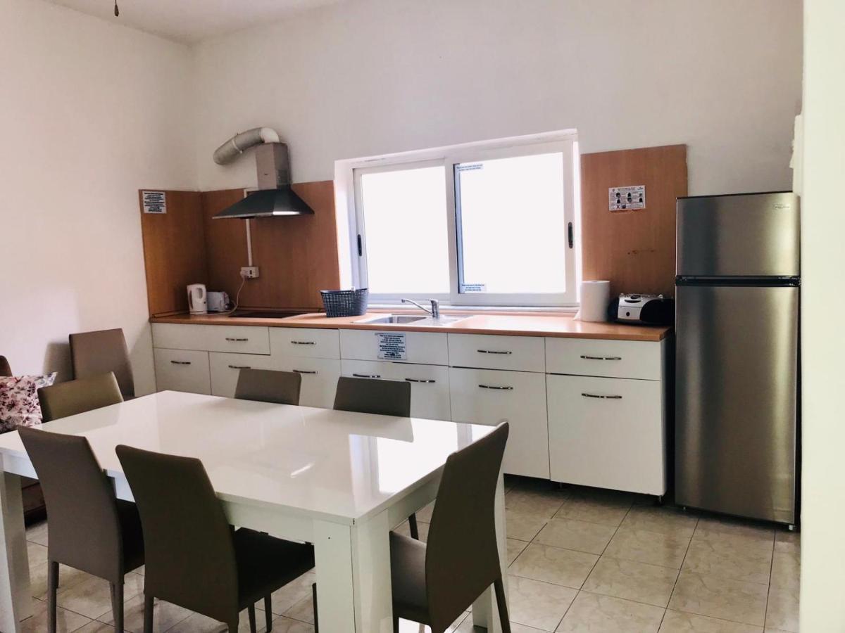 Apartament Point Elyseum Apartament St. Julian's Zewnętrze zdjęcie